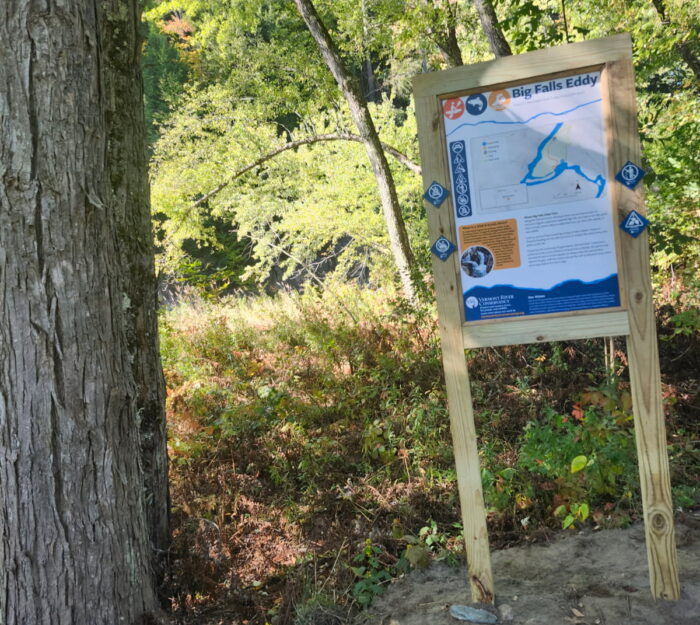 New kiosk sign at the site.